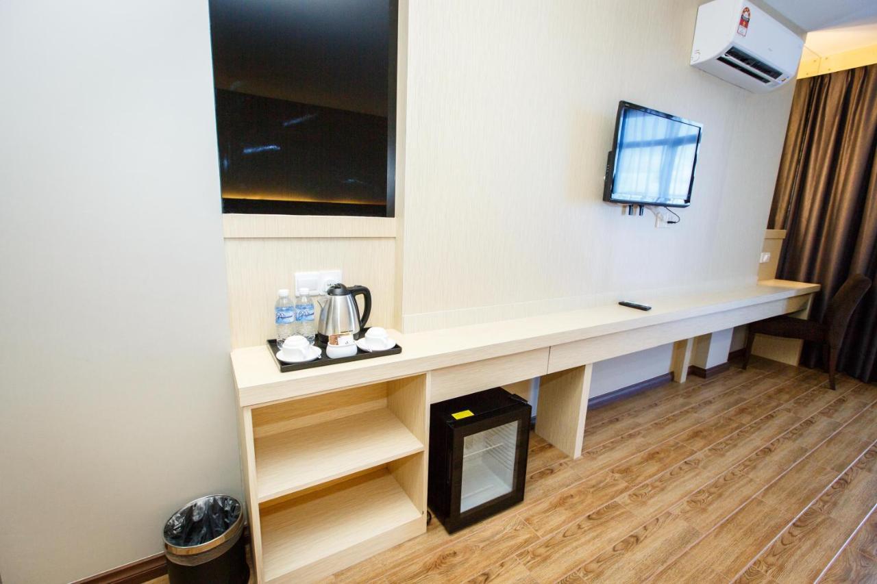 Hotel Lintas Platinum 3*