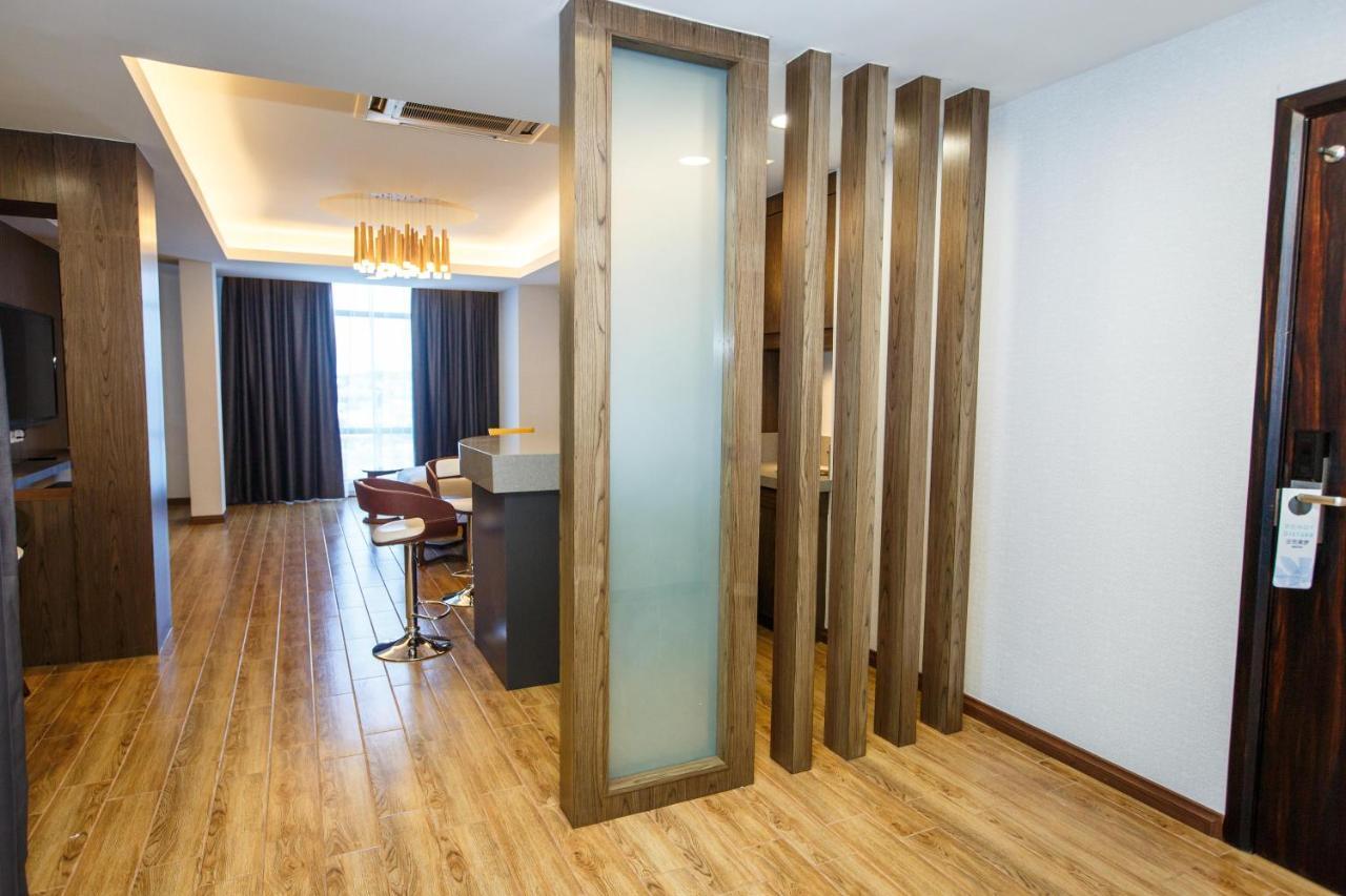 Lintas Platinum 3*