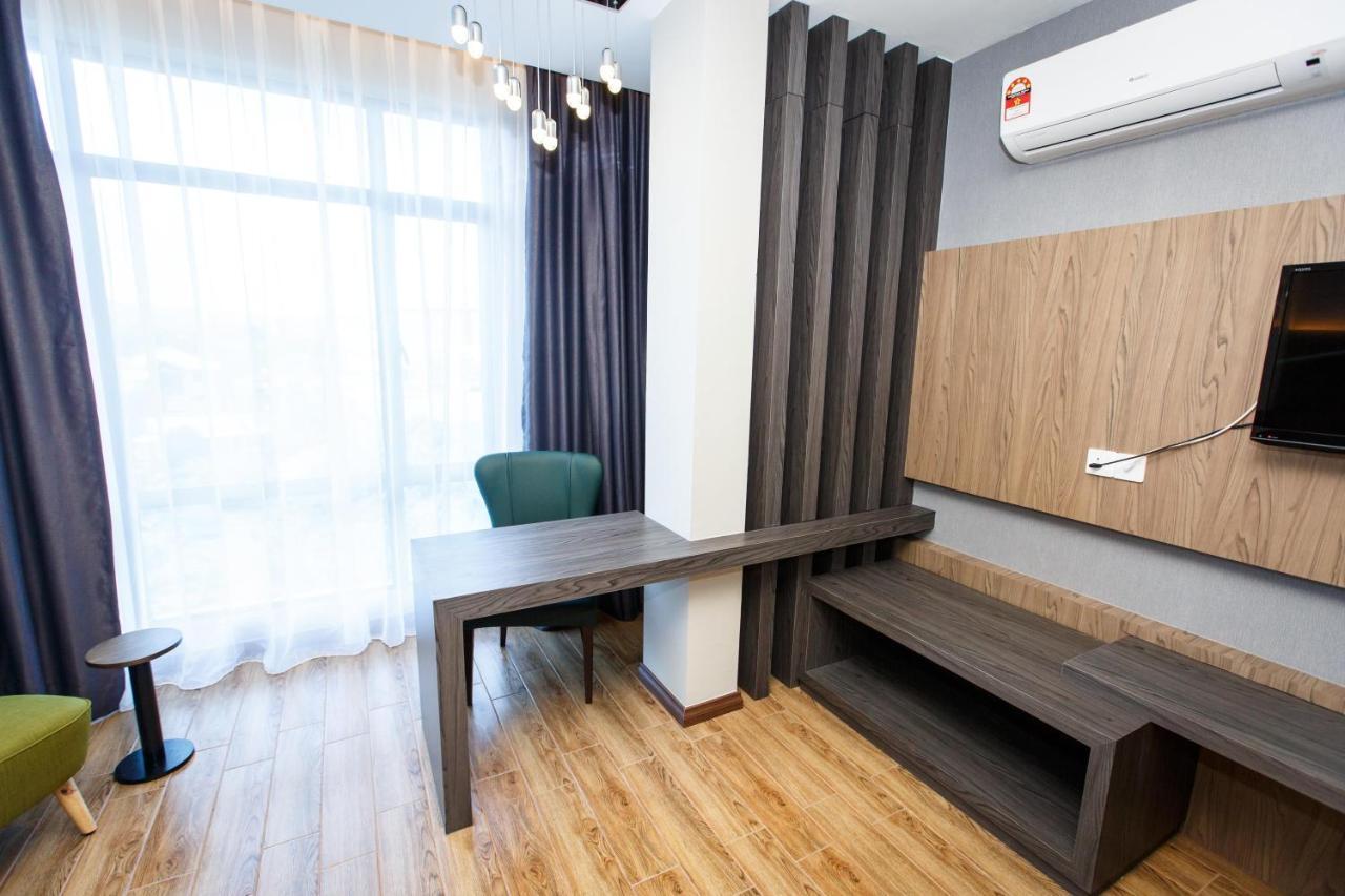 Lintas Platinum 3*