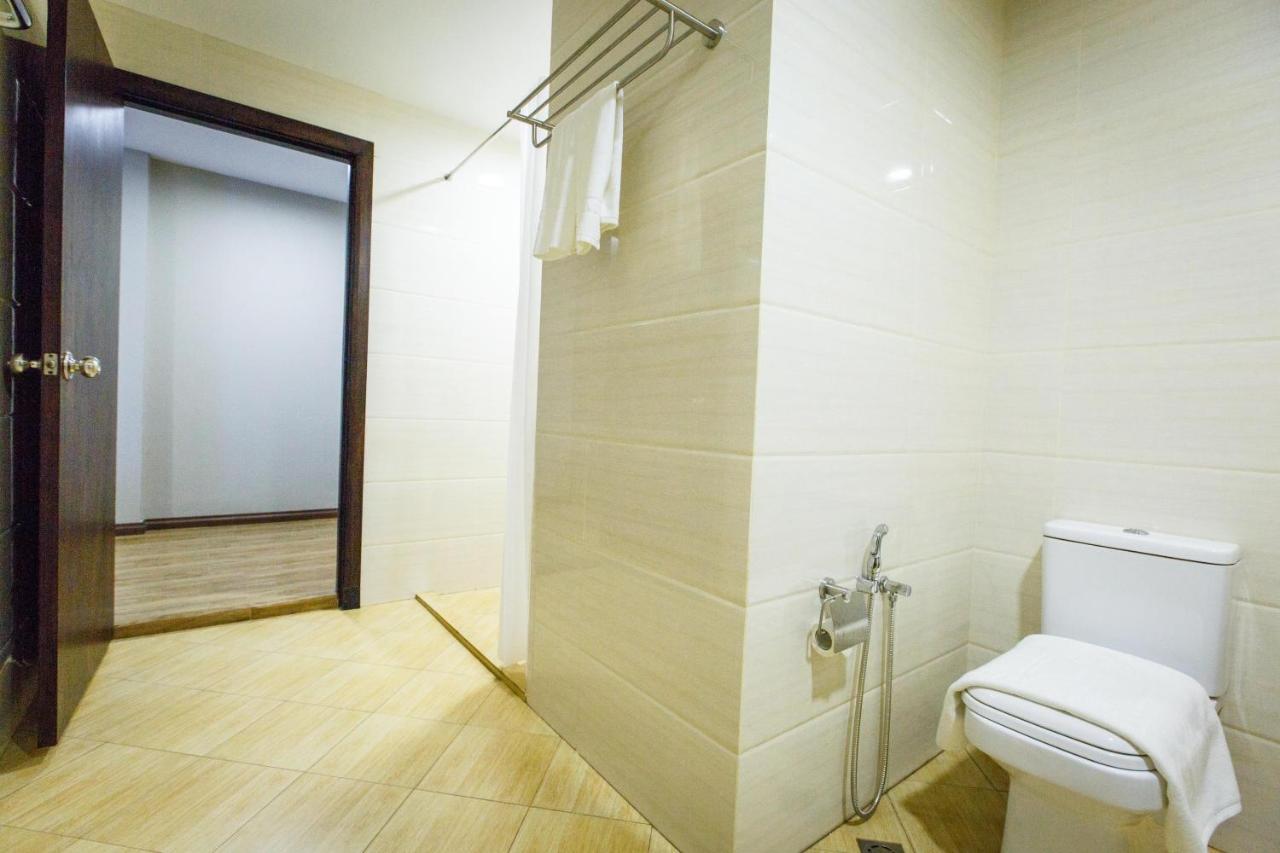 Lintas Platinum Hotel 3*